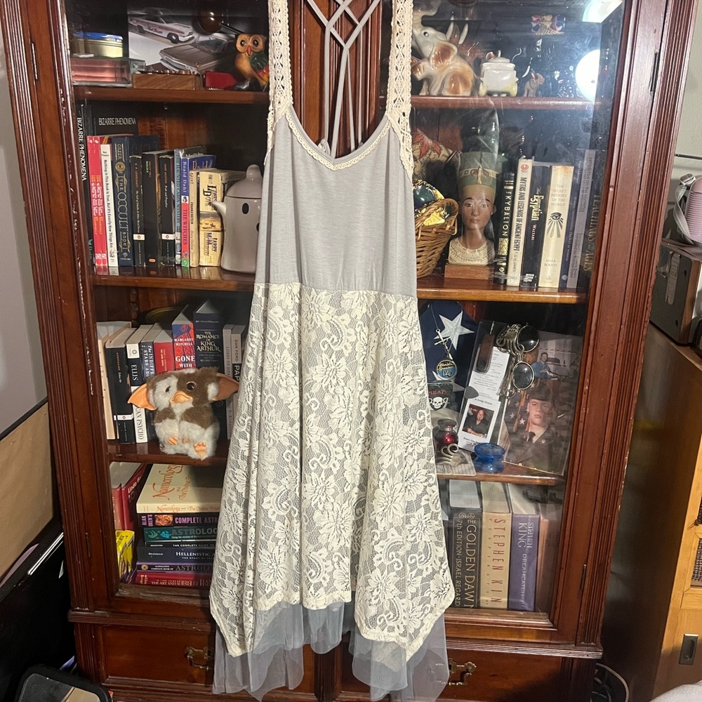 Ryu Gray and Cream Lace Dress